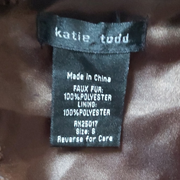 Katie Todd faux fur shaggy vest - Picture 2 of 5